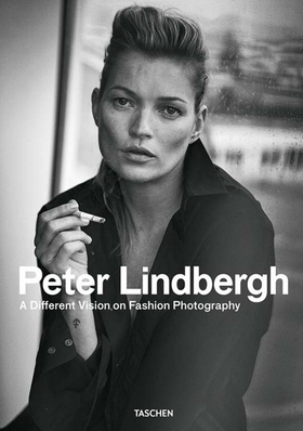 Peter Lindbergh. A different vision on fashion photography. Catalogo della mostra (Torino, 07 ottobre 2017-04 febbraio 2018). Ediz. italiana, spagnola e inglese