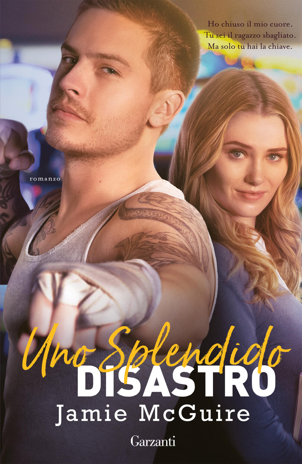 Uno splendido disastro di Jamie McGuire - Brossura - ELEFANTI BIG - Il  Libraio