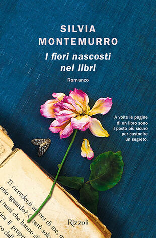 copertina I fiori nascosti nei libri