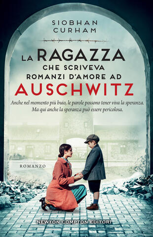 copertina La ragazza che scriveva romanzi d'amore ad Auschwitz