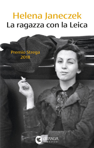 La ragazza con la Leica