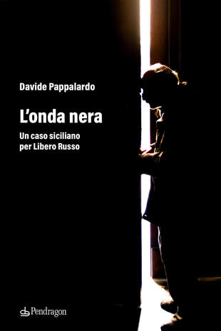 copertina L'onda nera. Un caso siciliano per Libero Russo