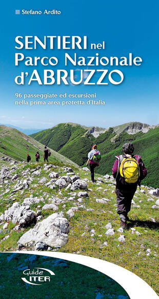 copertina Sentieri nel Parco Nazionale d'Abruzzo. 96 passeggiate ed escursioni nella prima area protetta d'Italia